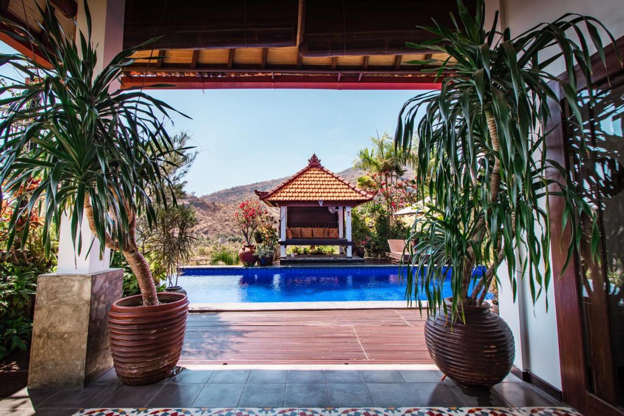 Villa Bukit Malas 3 Амед Экстерьер фото