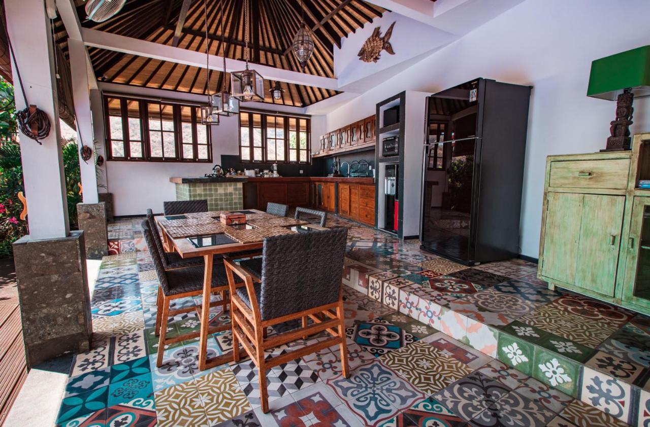 Villa Bukit Malas 3 Амед Экстерьер фото
